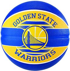 Até 25% off em bolas de basquete de times da NBA