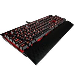 Teclado Mecânico Gamer Corsair K70 Rapidfire LED