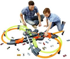 Hot Wheels Action Pista de brinquedo Mega Batidas GWT41